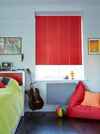 Blinds for teenage bedroom